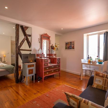 Great Apt In Historical City Center Lisboa Eksteriør bilde